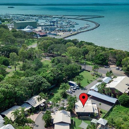 Marlin Villa - Hervey Bay Urangan Buitenkant foto